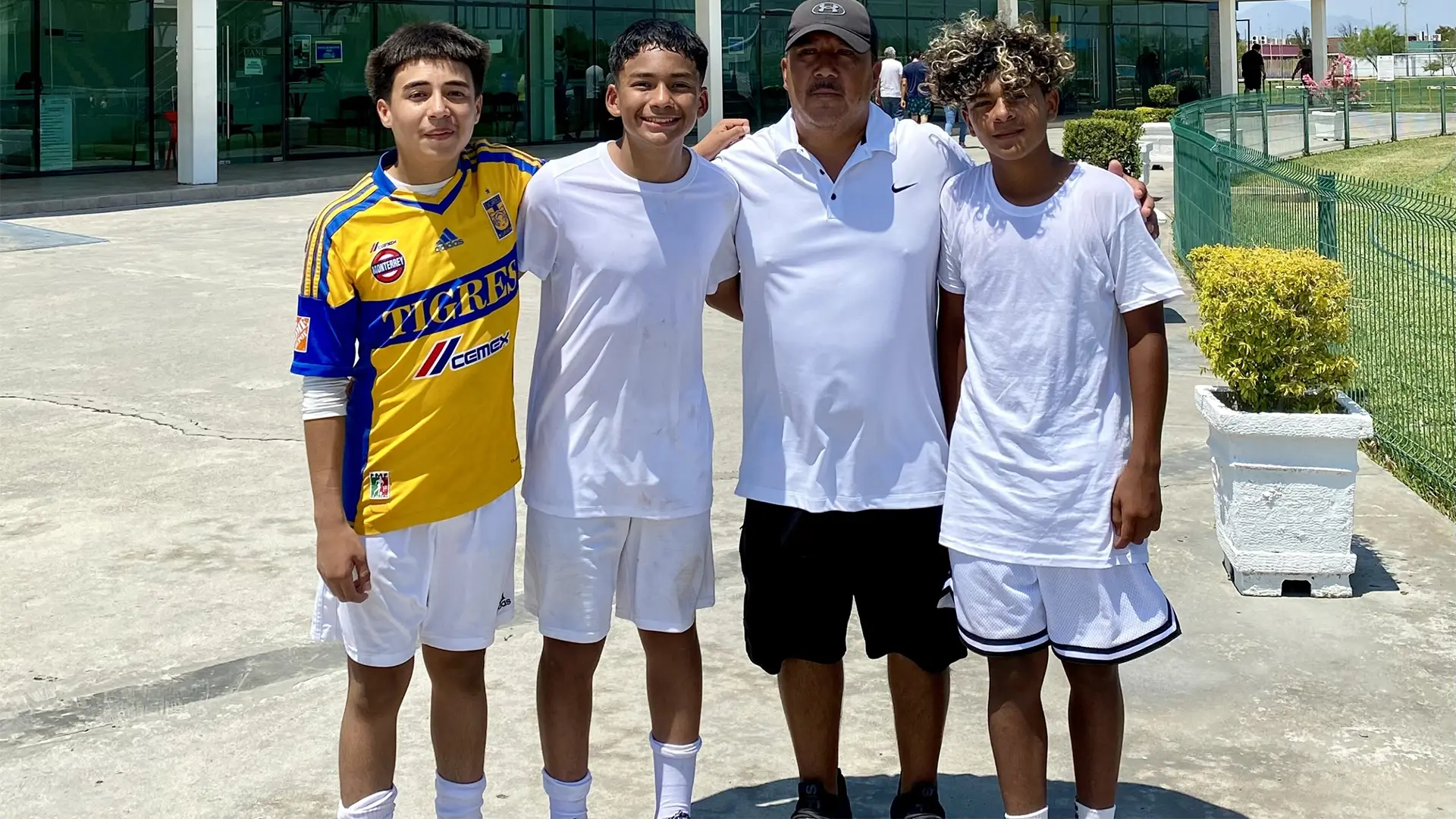 Jóvenes Talentos del Fútbol de Arkansas Persiguen sus Sueños con Los Tigres